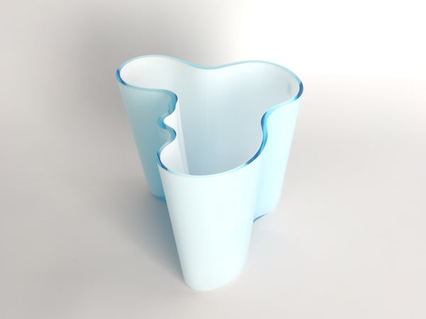 Alvar Aalto - Vase in twin color light blue & white 160mm